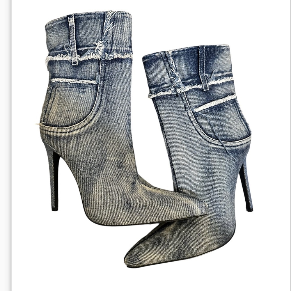 Vivianly Womens denim boots size 8, brand new